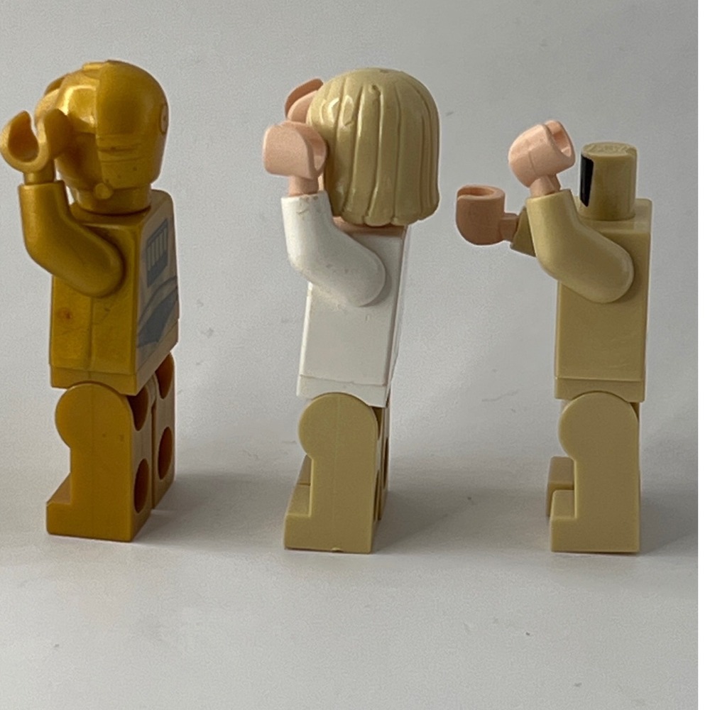 LEGO 2010 Star Wars Lukes Landspeeder 8092 Minifigures Obi-Wan C-3PO R2-D2 Set - Picture 9 of 11